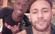 Neymar hội ngộ đàn em ở... sòng bài