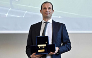Allegri xác nhận sẽ không chia tay Juventus 