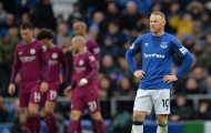 Rooney thẫn thờ nhìn Everton bị Man City hành hạ