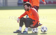 Messi nghĩ cách đánh bại AS Roma