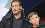 Huyền thoại Totti dẫn theo con trai đến Nou Camp tiếp sức Roma