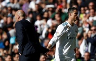 Ronaldo 'làm mặt lạnh' với Zidane khi bị thay ra sớm