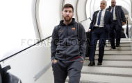 Messi mặt lạnh khi cùng Barca hành quân sang Italia