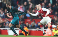 Chơi tiểu xảo, Wilshere khiến HLV đối thủ nổi giận đùng đùng