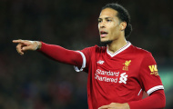 Van Dijk 'nắn gân' đồng đội trước đại chiến với Man City