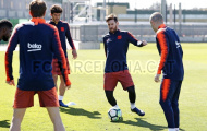 Quên nỗi buồn Champions League, dàn sao Barca trở lại tập luyện