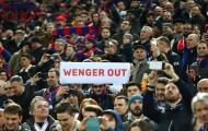 CĐV đòi 'tống cổ' Wenger sau màn trình diễn thảm họa trước CSKA Moscow