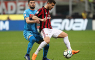 Thầy trò Sarri 'tranh cãi' trong ngày Napoli chia điểm với Milan