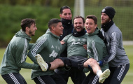 Man Utd 'quậy' hết cỡ mừng sinh nhật Juan Mata