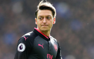Bị loại khỏi Europa League, fan đổ xô trách hờn Ozil