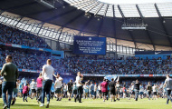 Sau màn rước cúp, dàn sao Man City chơi xuyên đêm