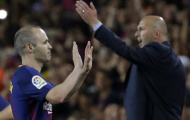 Hậu siêu kinh điển: Zidane đợi chờ Iniesta trong đường hầm