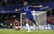 Bất mãn với Celtic, Chelsea đòi lại 'măng non'
