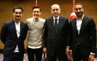 Đội tuyển Đức chỉ trích Ozil, Gundogan vì chụp ảnh với tổng thống Thổ Nhĩ Kỳ