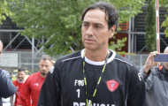 Tượng đài Nesta nghiêm nghị trong ngày đầu làm HLV tại Perugia