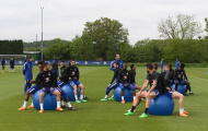 Chelsea tập bài lạ, quyết hạ Man Utd