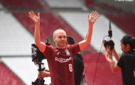 Andres Iniesta ra mắt người hâm mộ Nhật Bản