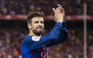 Sao Barca chúc mừng Cristiano Ronaldo sau chiến tích tại Kiev