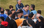 NHM 'tấn công' khu tập luyện Argentina chỉ để chụp ảnh cùng Messi