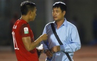 Khác với Công Vinh, Chủ tịch Nguyễn Hữu Thắng làm gì khi trận đấu kết thúc?