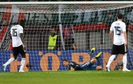 Vừa trở lại, Manuel Neuer bất lực nhìn đội bóng bị đánh bại