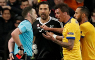 Buffon chính thức nhận án cấm 3 trận do lỗi phản ứng trọng tài
