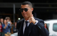 Ronaldo ăn diện bảnh bao, sẵn sàng tạo địa chấn ở mùa Hè nước Nga