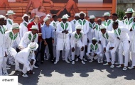 Không chỉ áo đấu, đồng phục sân bay của Nigeria cũng 'chất lừ'