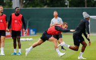 Young, Lingard khiến Harry Kane hụt hơi trên sân tập tuyển Anh