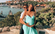 Mặc kệ Tây Ban Nha thi đấu, Morata lại chăm chăm khoe vợ