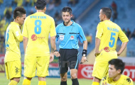Lượt về V-League 2018, thuê 'vua ngoại' cầm còi nhiều trận nhạy cảm