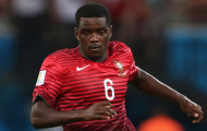 Arsenal, MU tranh giành 'lá chắn thép' World Cup với giá miễn phí