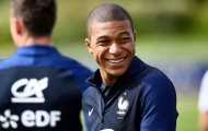 Hàng thủ của Uruguay thừa sức khiến Mbappe 'mất tích'