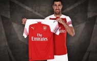 Huyền thoại chào đón Sokratis đến với Arsenal