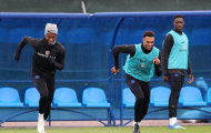 Hạ Colombia, tuyển Anh hưng phấn tập luyện mặc cơn mưa rào