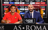 5 chữ kí bạn có thể bỏ lỡ vì World Cup: Man Utd vồ hụt con trai Kluivert