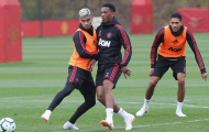 Jose Mourinho đôn đốc trò cưng tập luyện