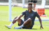Emery trừng phạt Aubameyang vì bỏ lỡ cơ hội