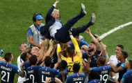 Deschamps đi vào ngôi đền huyền thoại, sánh vai cùng 'hoàng đế' Beckenbauer