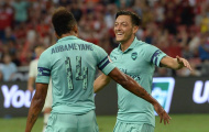 Sau tất cả, nụ cười đã trở lại với 'số 10' Mesut Ozil