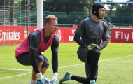 Tân binh Leno tiết lộ được Cech 'truyền thụ công lực'