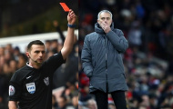 XÁC NHẬN: Mourinho và Guardiola có thể phải nhận thẻ đỏ ở mùa giải tới