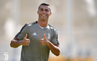 Ronaldo khiến NHM Juve phát cuồng ngay ở buổi tập đầu tiên