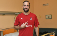 TIẾT LỘ: Chelsea 'chày cối' đến phút cuối với Higuain
