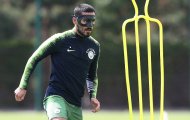 'Zorro' xuất hiện trên sân tập Man City trước đại chiến Chelsea