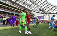 Nam thần Alisson 'đốn tim' fan hâm mộ trong ngày Liverpool thăng hoa