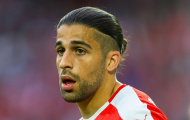 Khủng hoảng hậu vệ trái, Arsenal chữa cháy bằng 'nghệ sĩ' Milan?