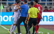 'Superman' U23 Việt Nam, Đoàn Văn Hậu nổi nóng với cầu thủ Uzbekistan