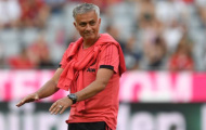 Trong cơn túng quẫn, HLV Mourinho hỏi mua hậu vệ Chelsea
