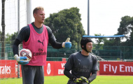 Emery CHỐT quyết định quan trọng giữa Leno và Cech, công bố 5 thủ lĩnh